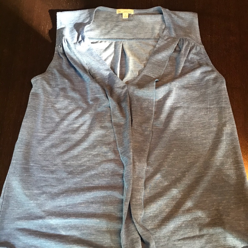 Gap ruffle tank top